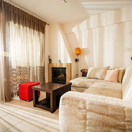 Delmare Olive House I Holiday home *